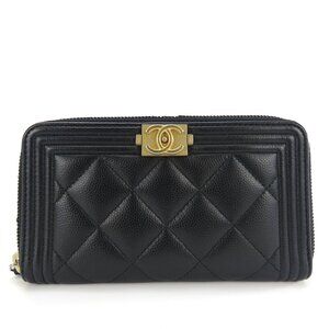 CHANEL Black Caviar Leather Wallet